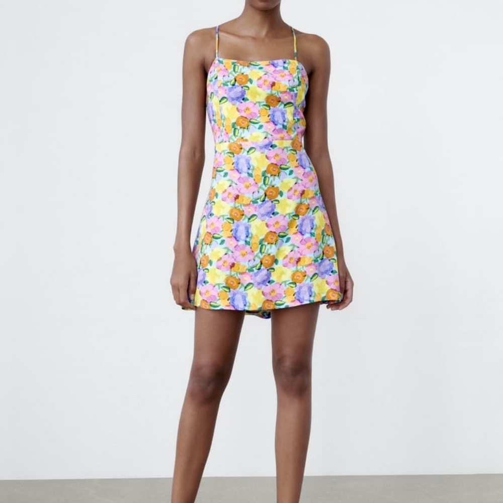 Zara Floral print dress size M